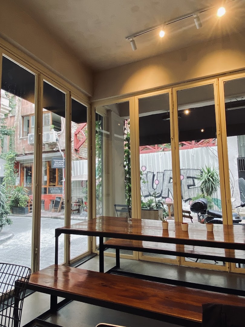 Old Java Coffee Roasters Galata · Fotoğraflar 12
